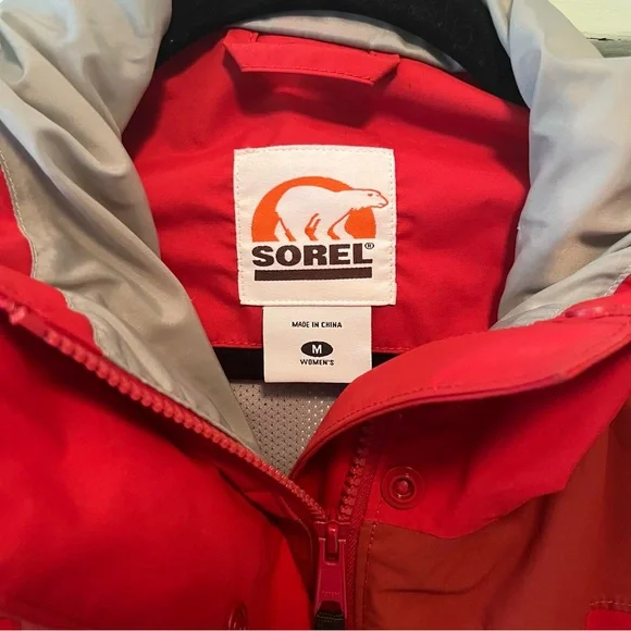 Sorel Two-Tone Waterproof Red Jacket. Women’s size medium. - Picture 3 of 6